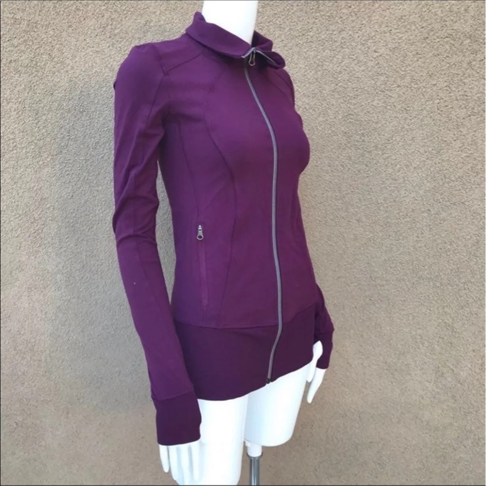 Lululemon - Picture 3 of 7